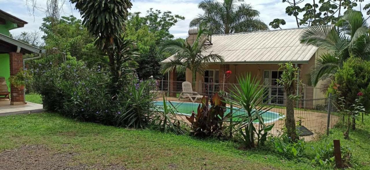 Cabanas Mama Rosa Porto Iguaçu Exterior foto